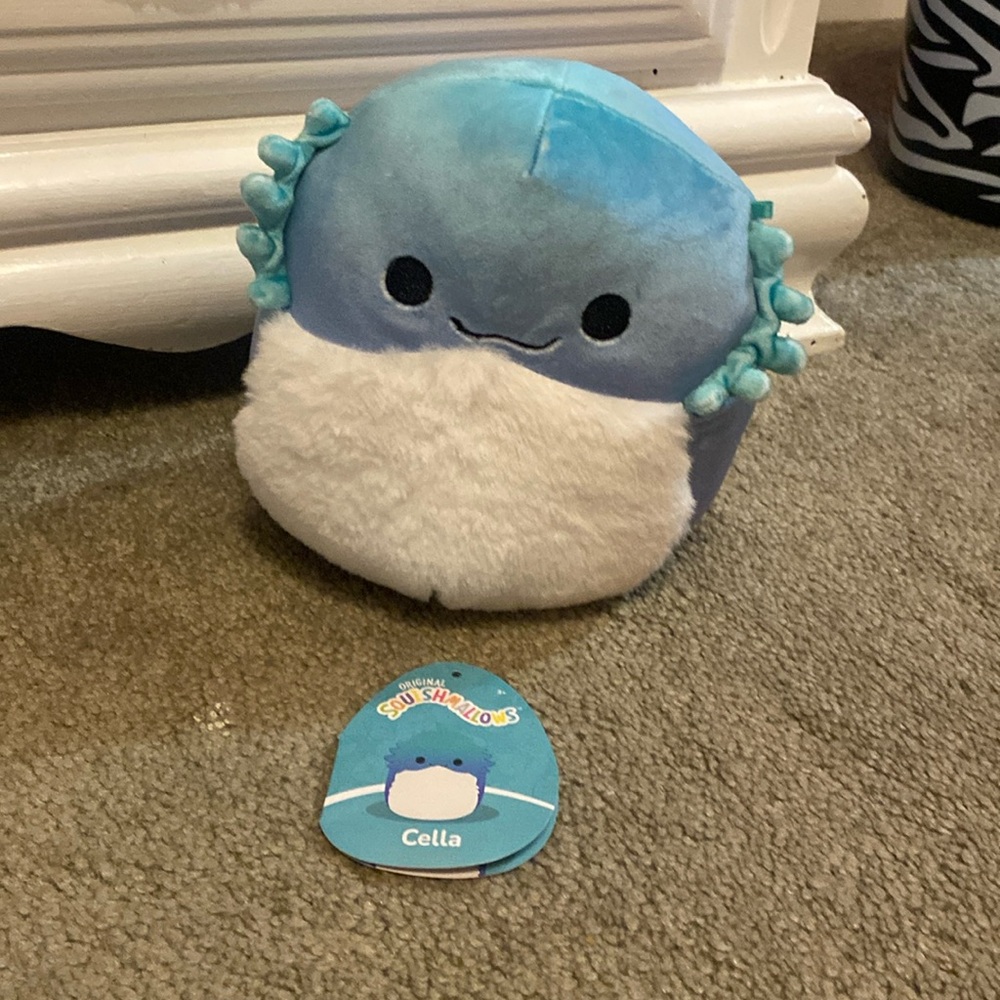 Cella squishmallow